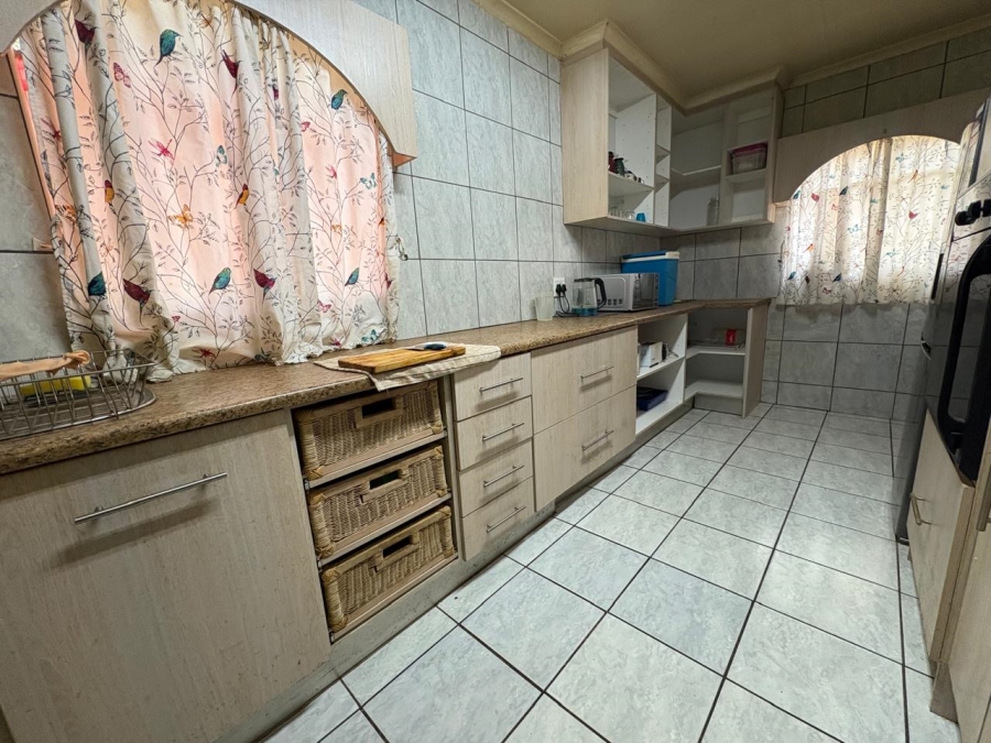 6 Bedroom Property for Sale in Dagbreek Free State